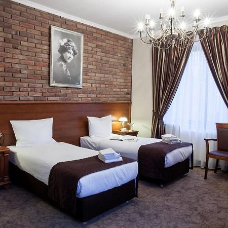 Trzy Korony Boutique Hotel&Spa Piwne ปูวาวือ ภายนอก รูปภาพ