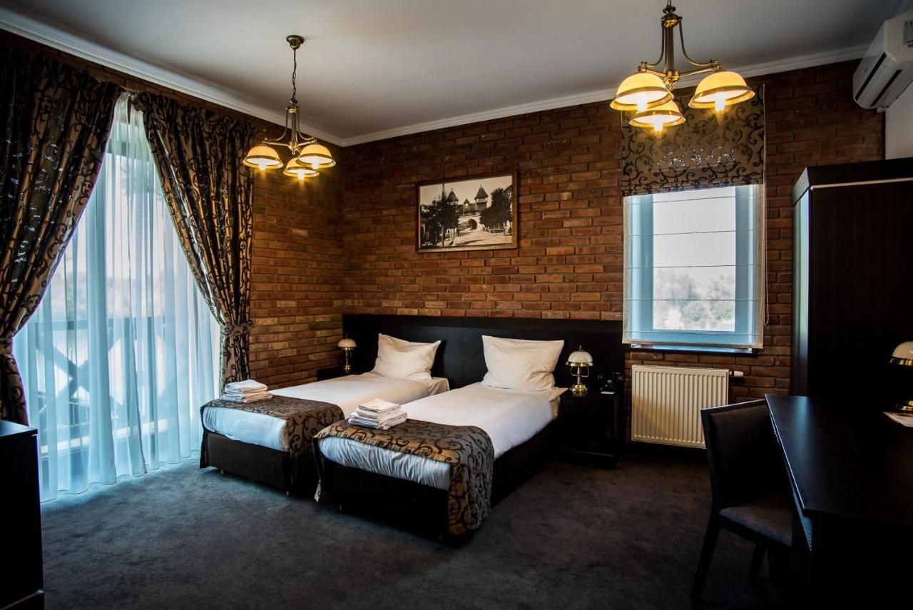 Trzy Korony Boutique Hotel&Spa Piwne ปูวาวือ ภายนอก รูปภาพ
